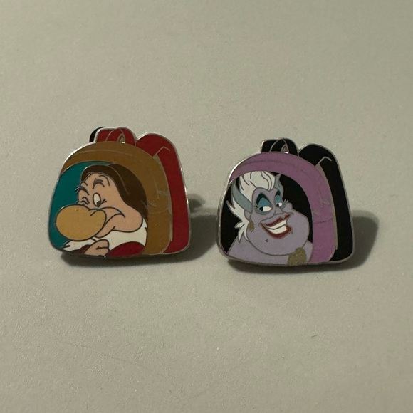 Disney Backpack Pin Set - Picture 1 of 2